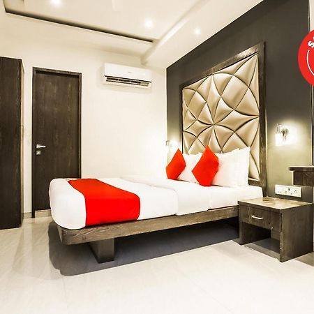 Oyo 37559 Hotel Al Haram Bombay Exterior foto